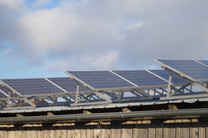 aufgeständerte Photovoltaik-Anlage